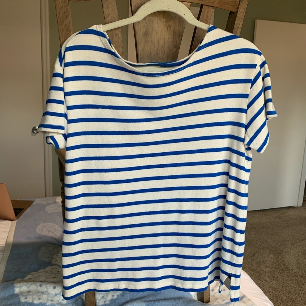 Women’s short sleeve striped sweater shirt
